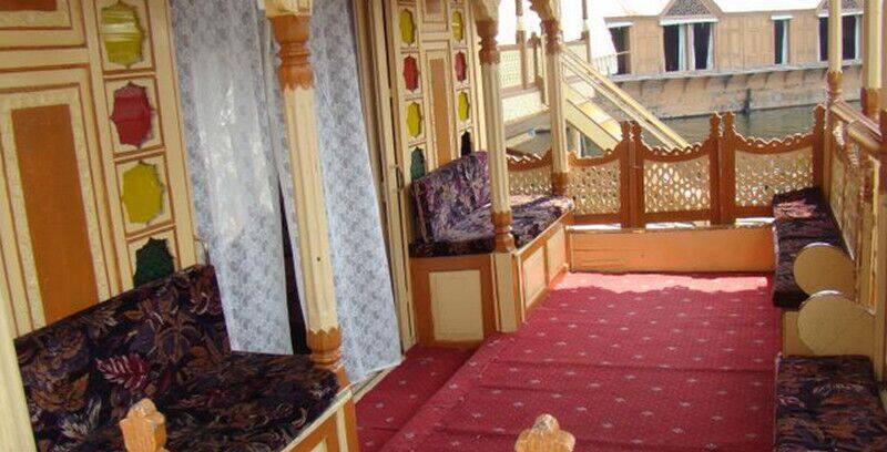 Houseboat Rubanya Palace, Srinagar 1